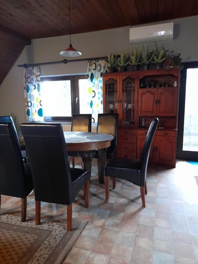 Agave Apartman Velence Buitenkant foto